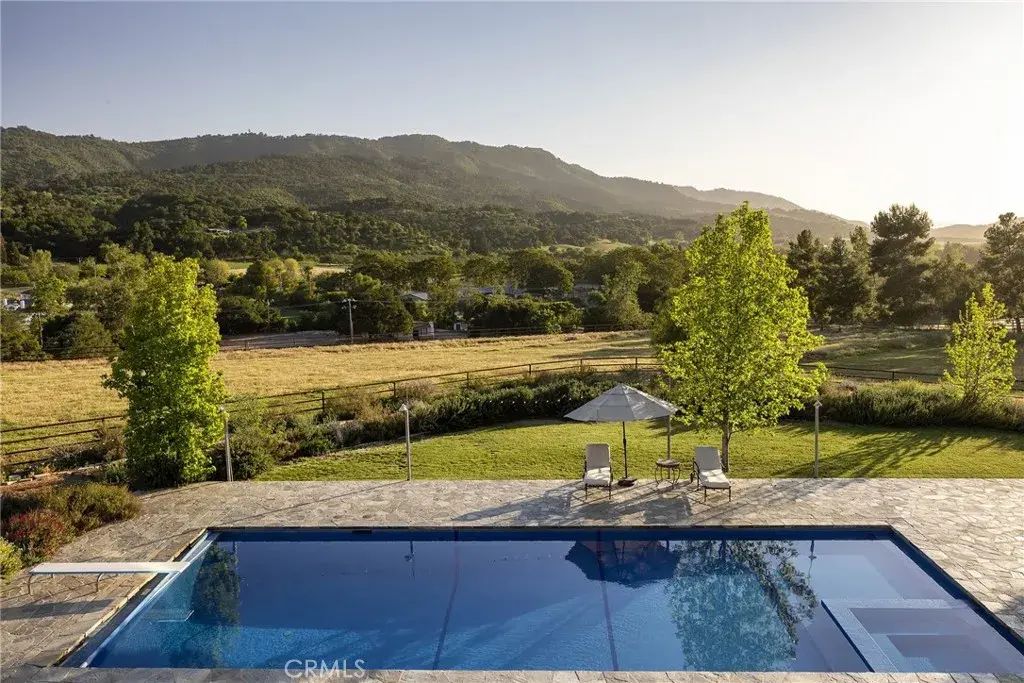 10585 Santa Paula Ojai Road, Ojai