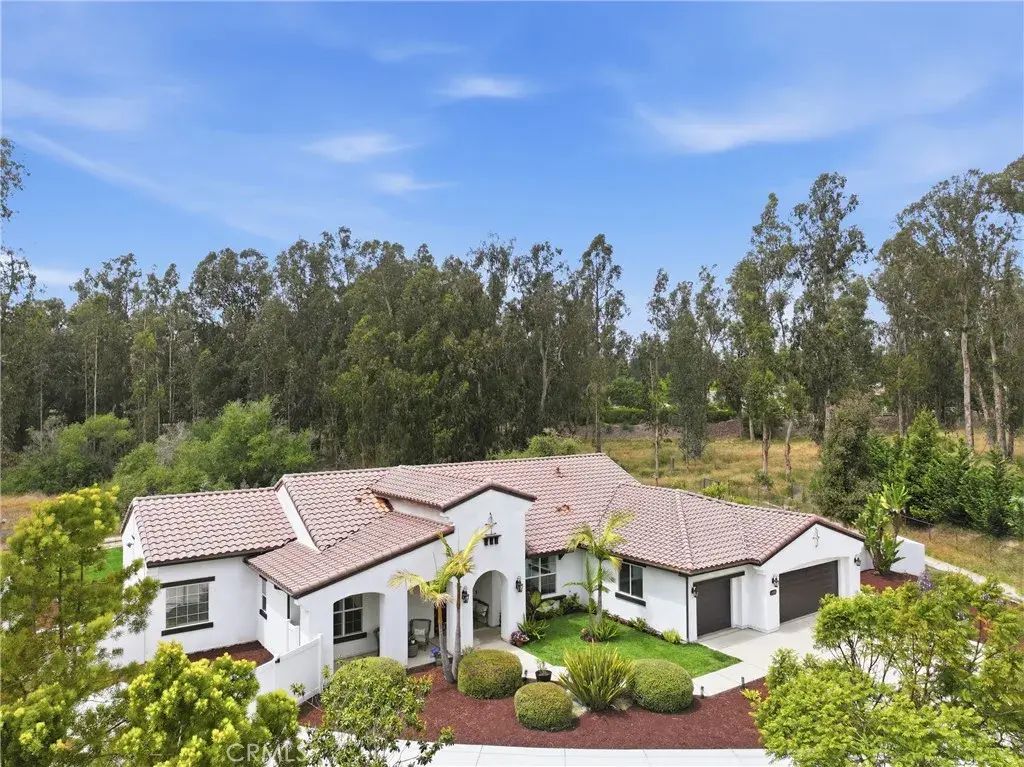 1390 Coloma, Nipomo