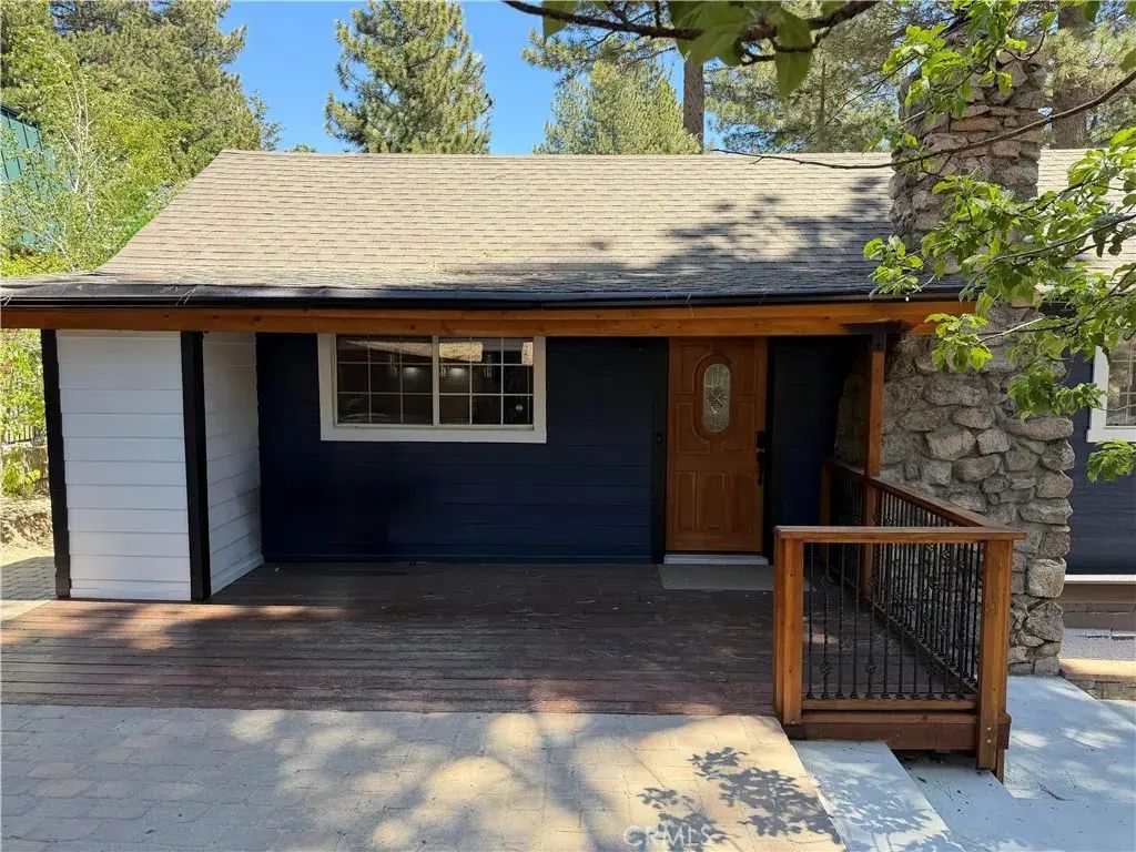 691 Yukon B, Green Valley Lake