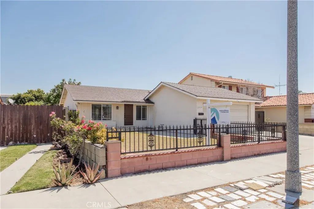 23724 President, Harbor City
