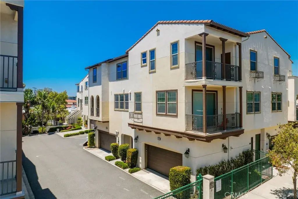 1845 Orizaba Avenue 103, Signal Hill
