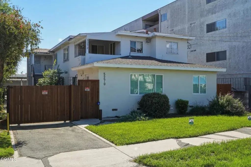 5270 Bellingham Avenue, Los Angeles