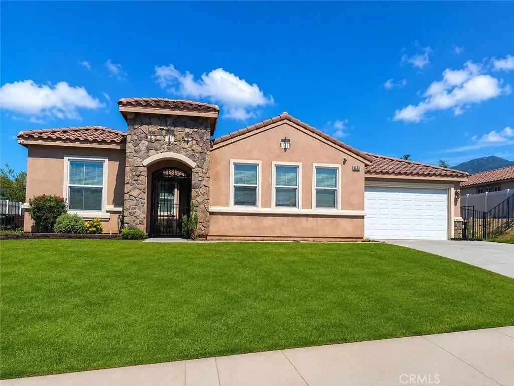 6668 N Ashlynn, San Bernardino