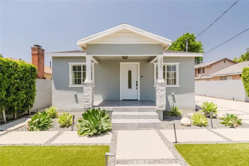 535 N Pasadena Avenue, Azusa