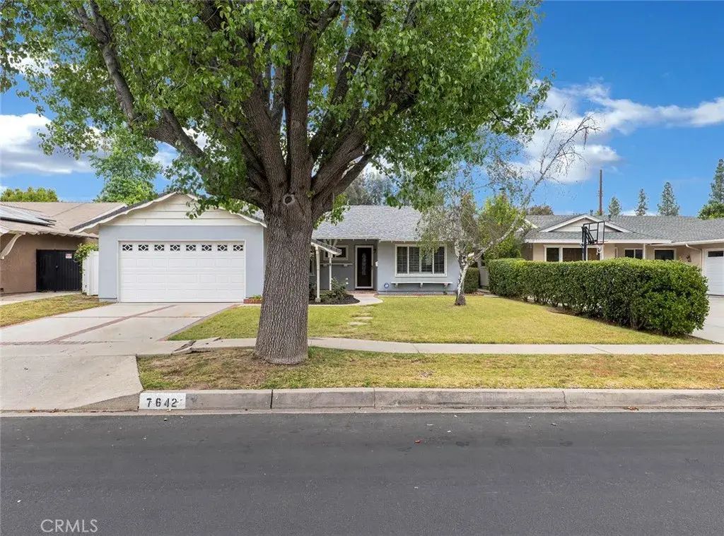 7642 Sale Avenue, West Hills