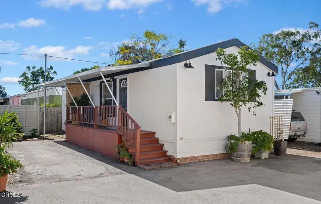520 Pine 75, Goleta