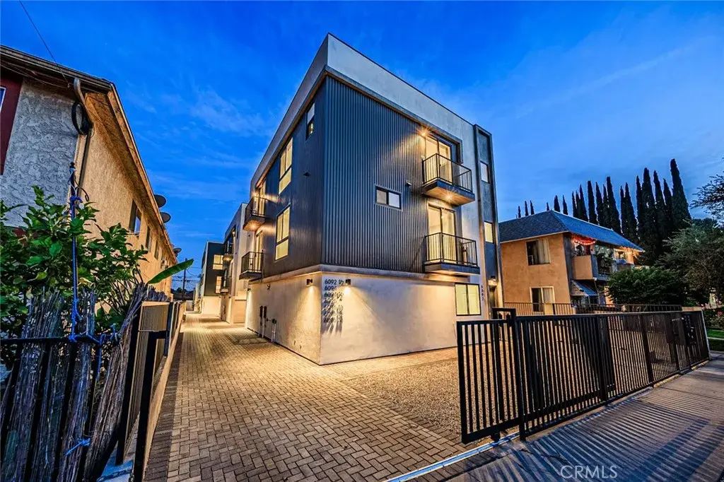 6096 La Prada, Los Angeles