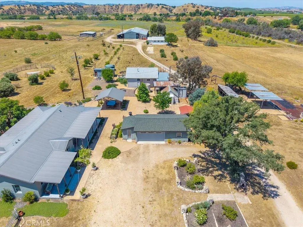 7865 Airport, Paso Robles