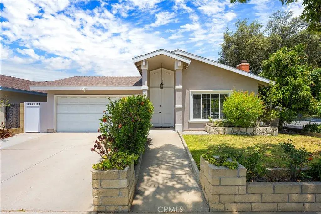 12947 Arabella, Cerritos