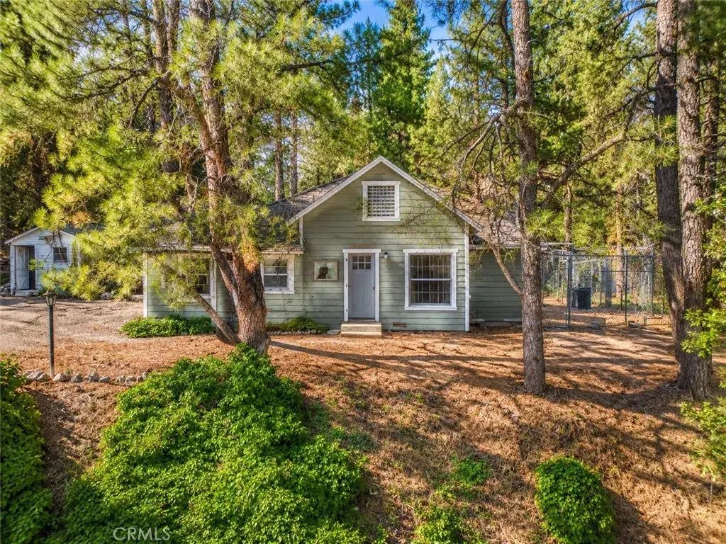 4013 Encino, Frazier Park