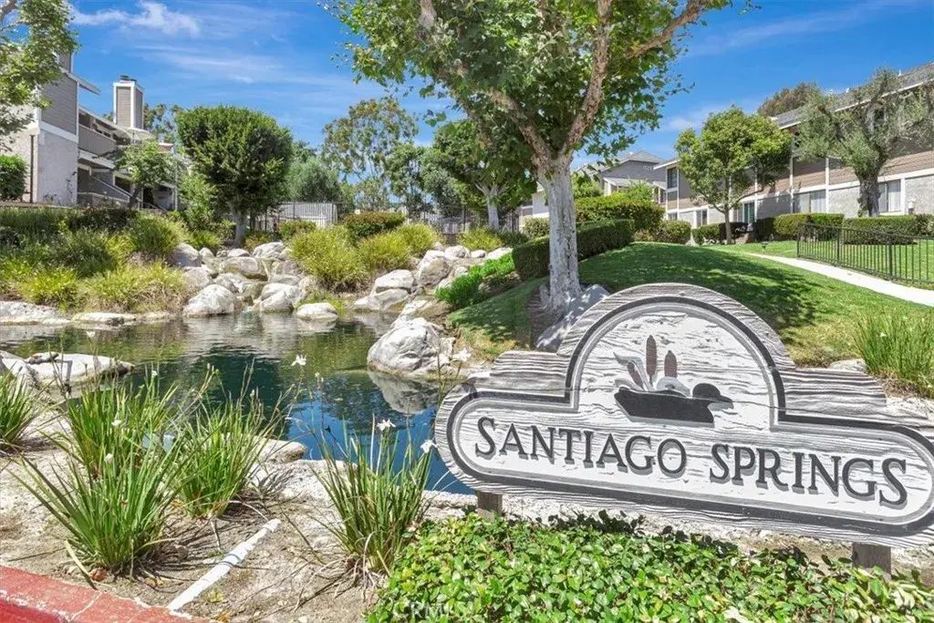 1505 S Raitt Street, Santa Ana