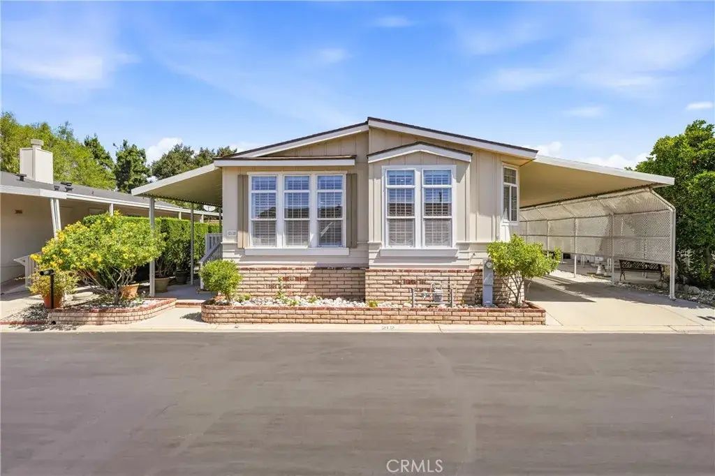 1245 W Cienega 212, San Dimas