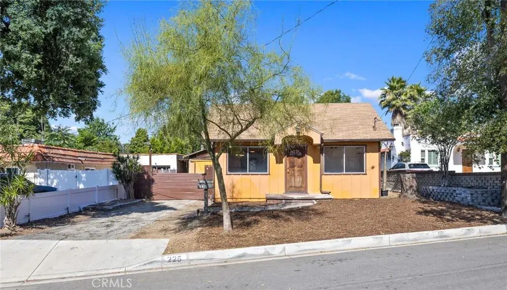 225 Madeline Drive, Monrovia