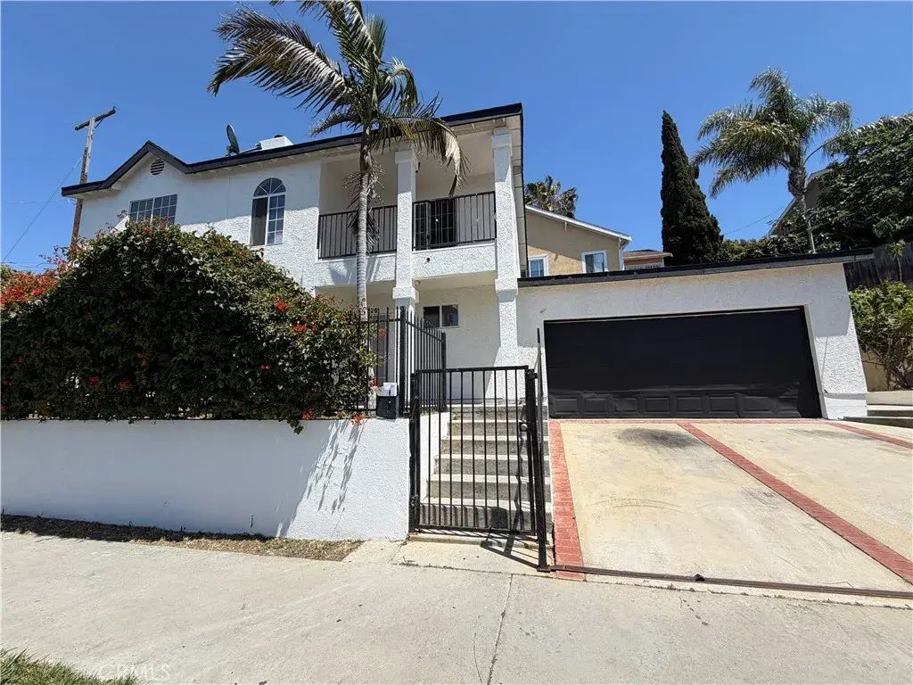 4726 Pickford Street, Los Angeles