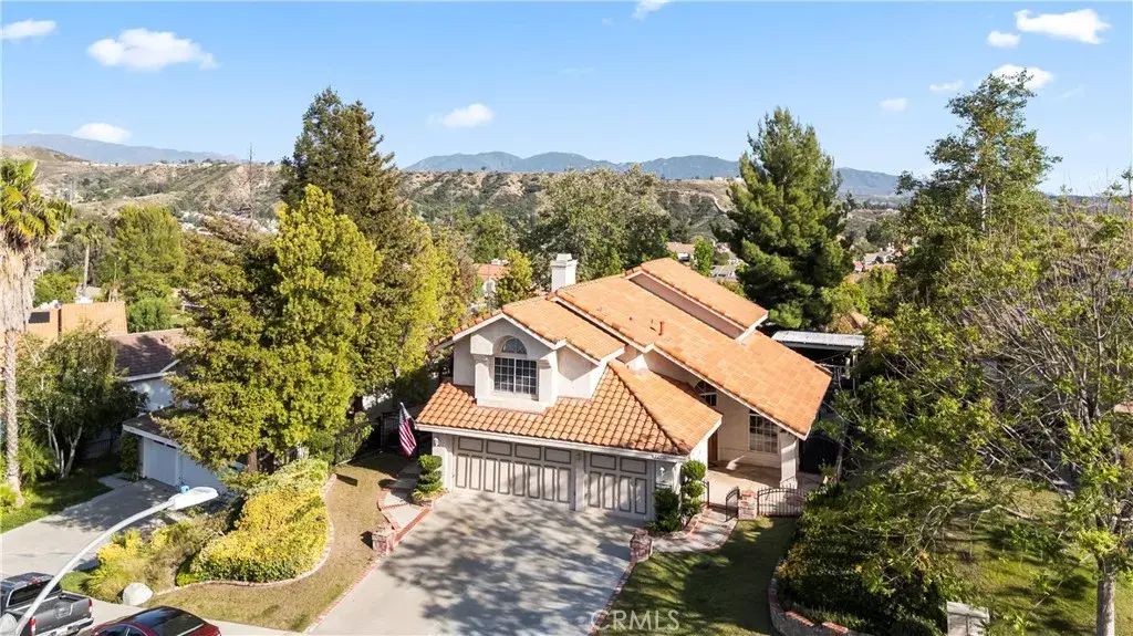 22120 Grovepark, Saugus