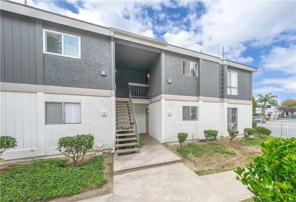 2803 S Fairview C, Santa Ana