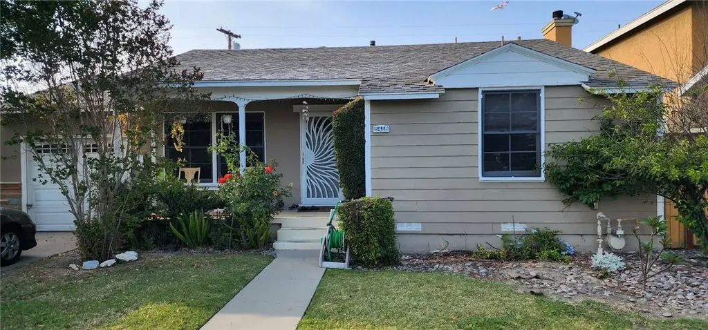 5469 E Garford, Long Beach