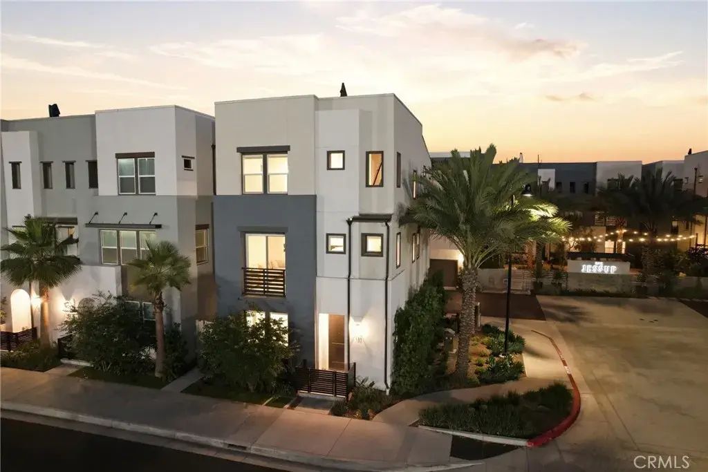 133 Jessup, Tustin