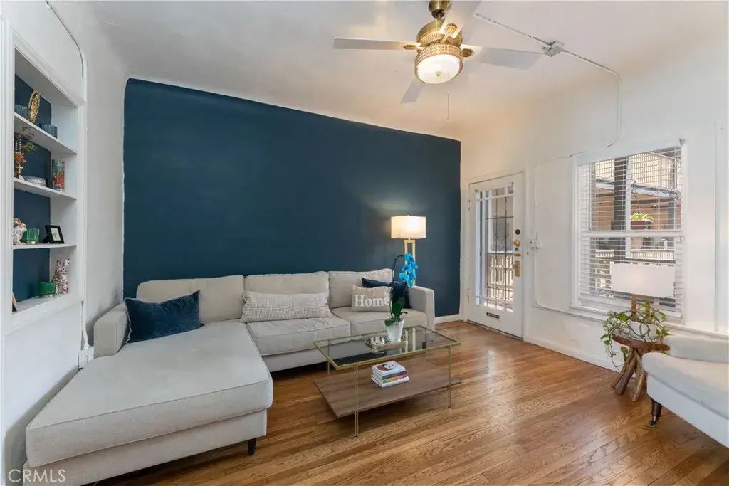 800 Pacific Avenue 305, Long Beach