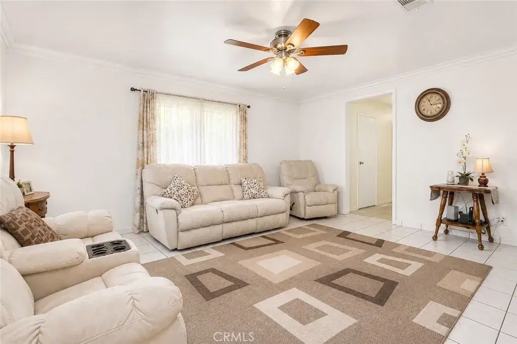 2030 E Wayside, Compton