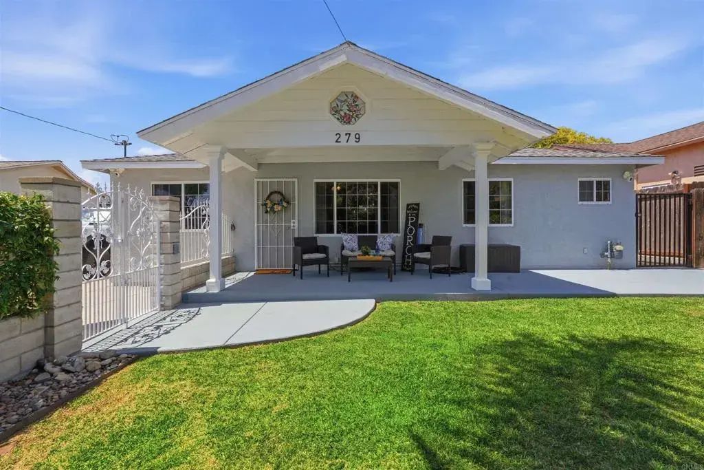 279 D Street, Chula Vista
