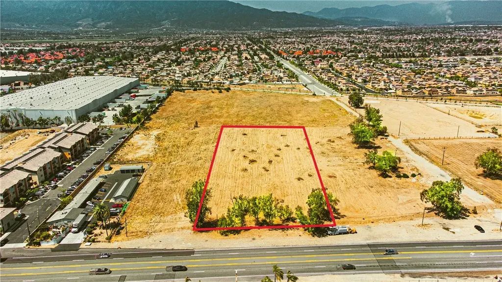 15254 Foothill, Fontana