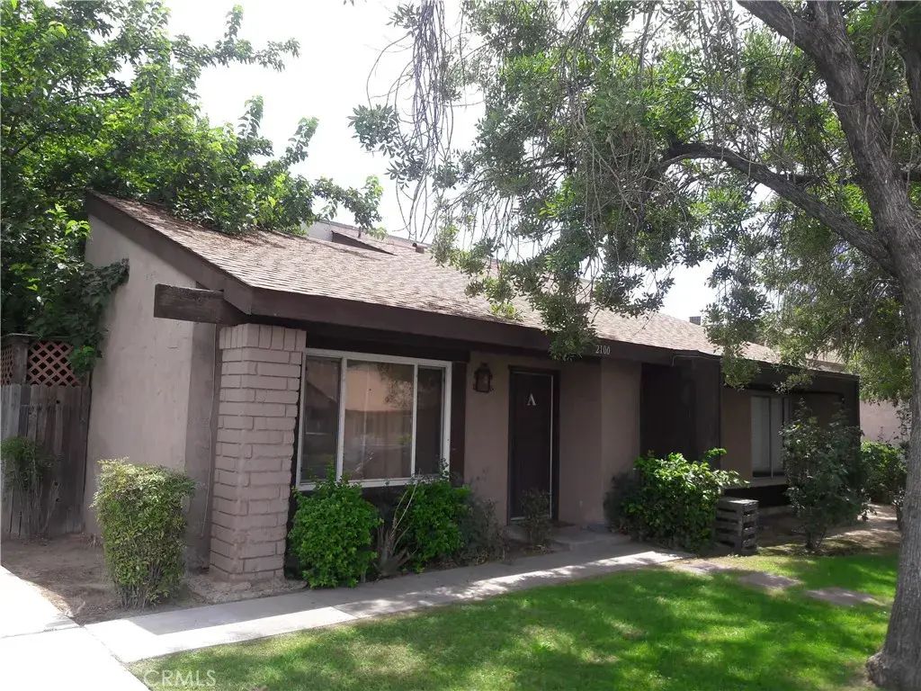 2100 Pinon Springs Circle A, Bakersfield