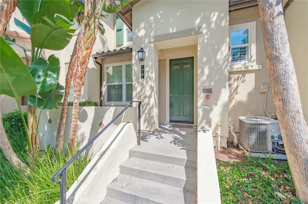 234 Dewdrop, Irvine