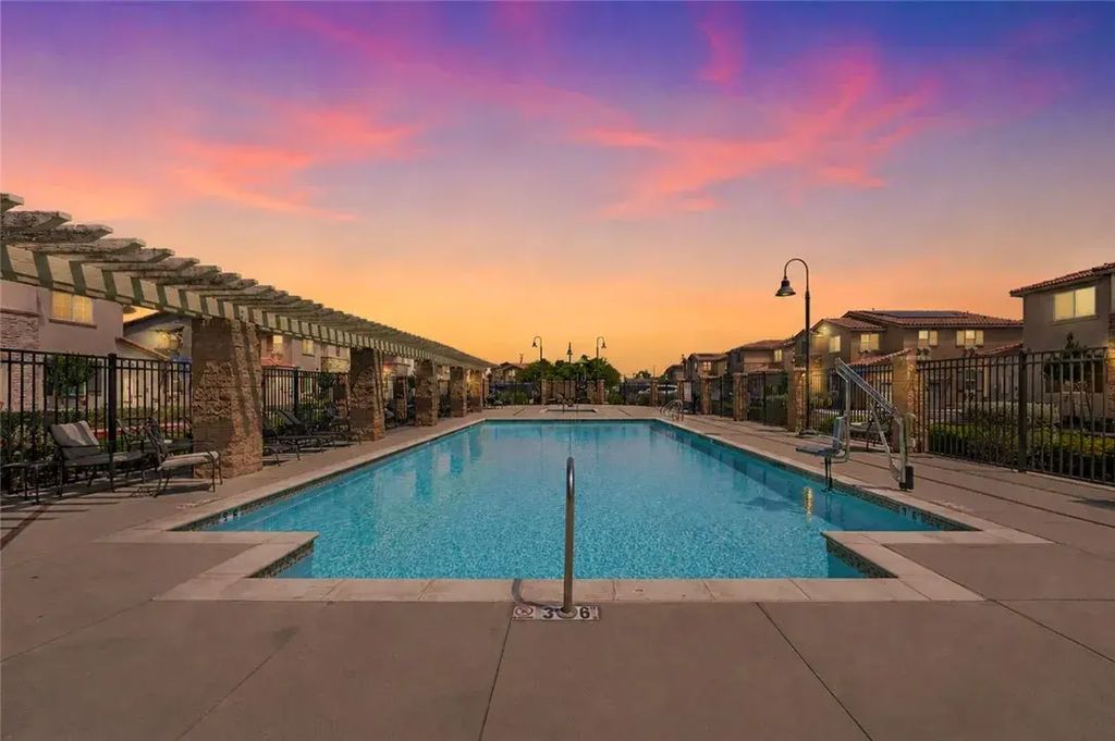154 Ambrosia Court, Perris