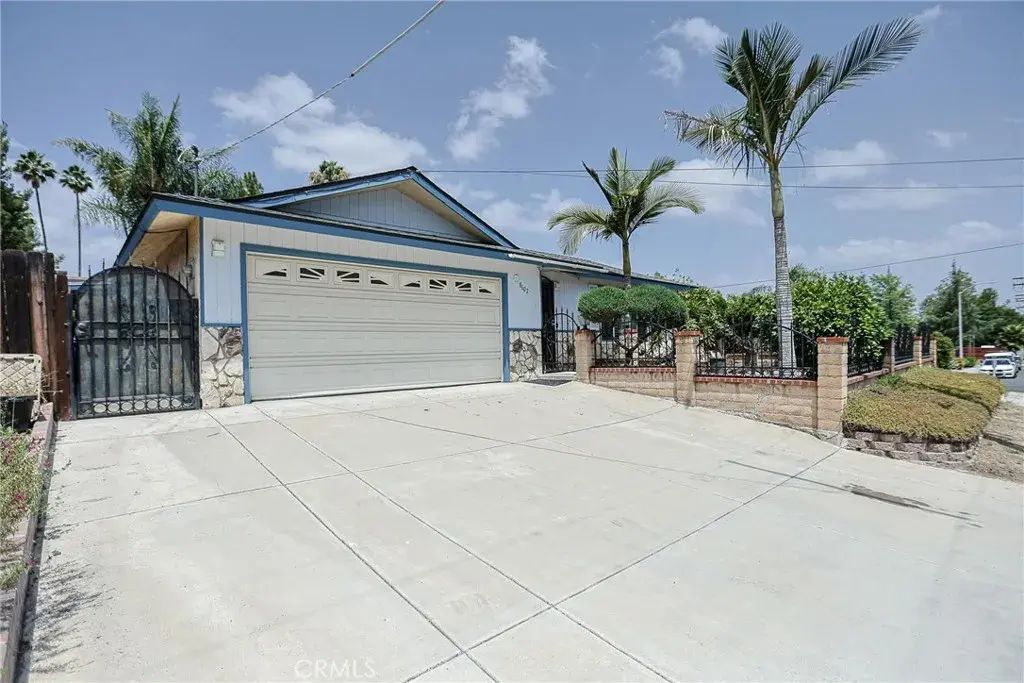 8602 Fanita Drive, Santee