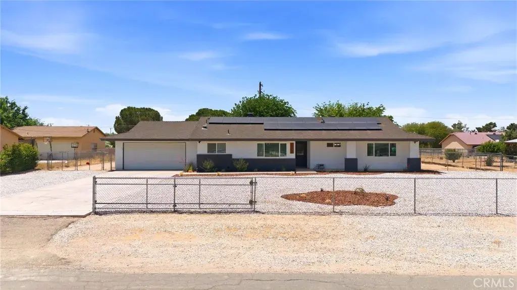12348 Omak Road, Apple Valley
