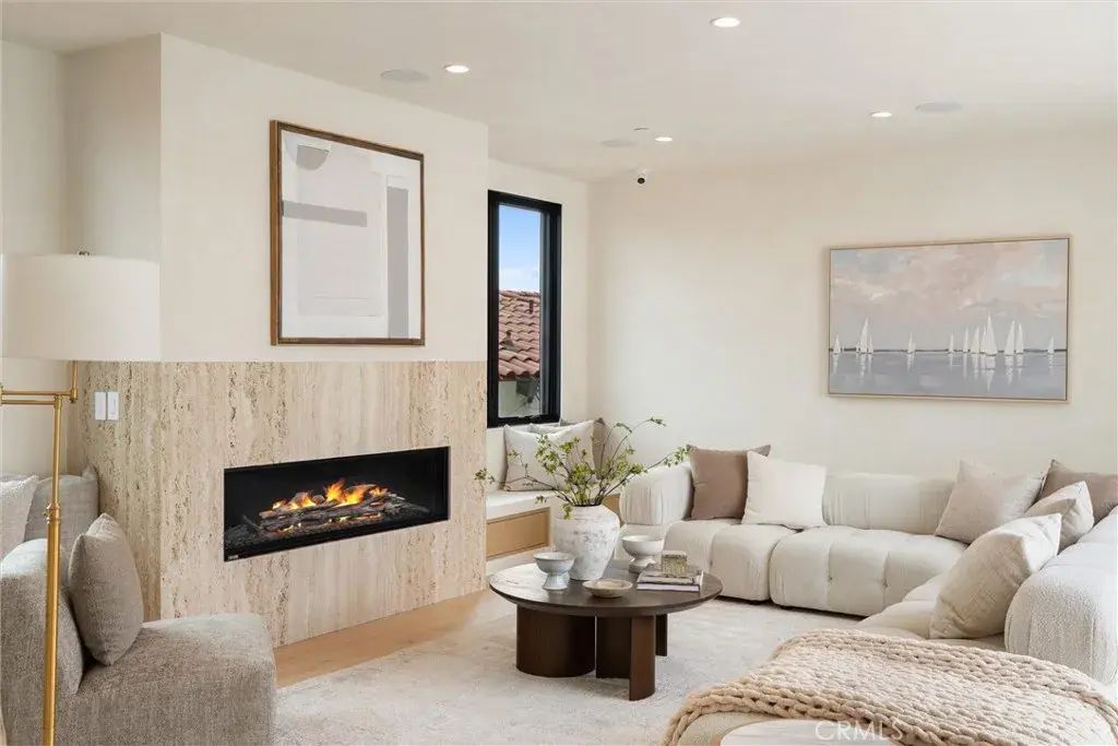 409 Crest Drive, Manhattan Beach
