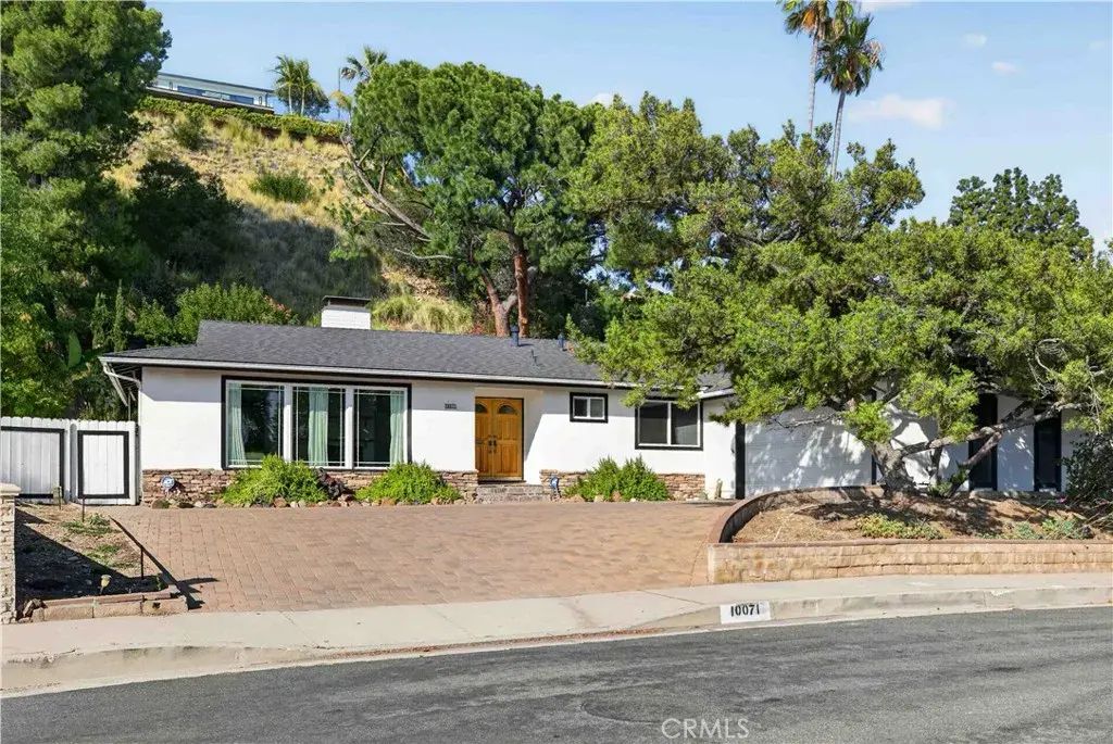 10071 Sully, Sun Valley