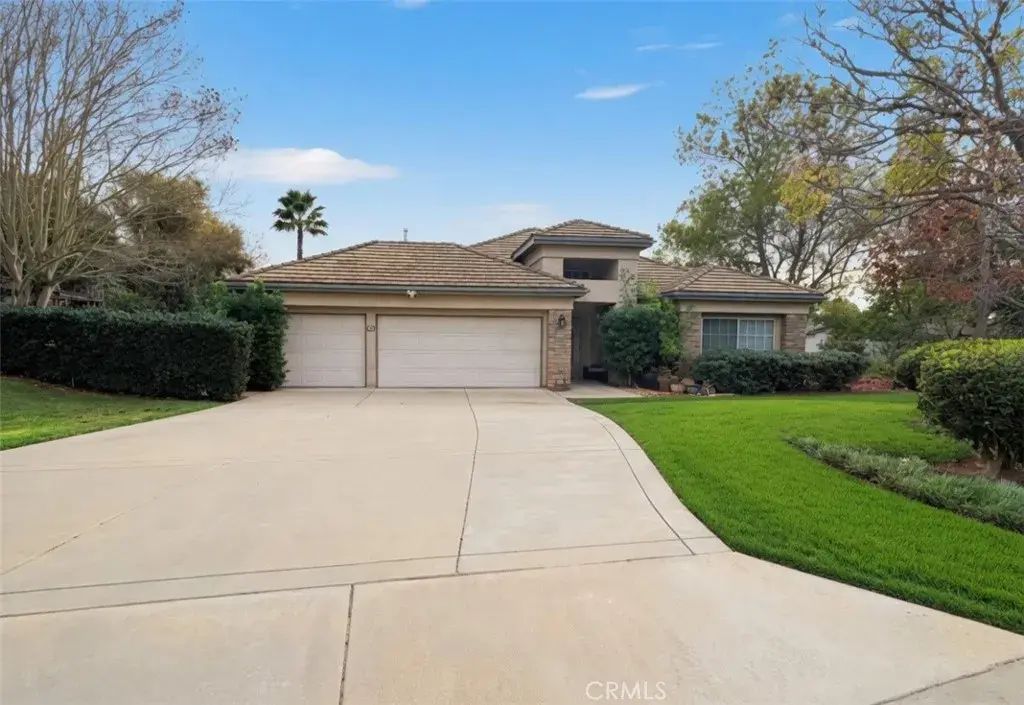 915 Cookie, Fallbrook