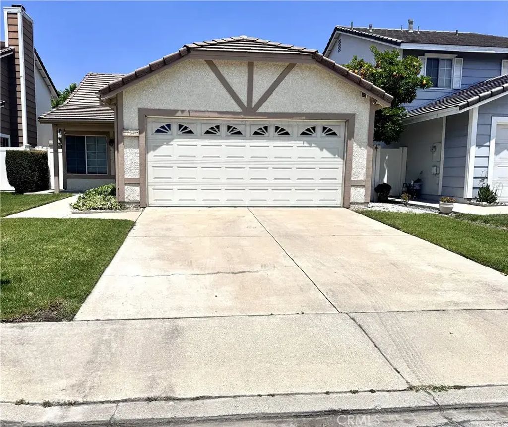 4240 Valerie, Chino