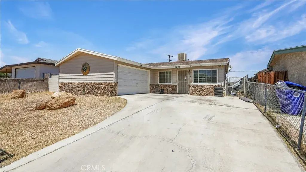1641 Sunrise, Barstow
