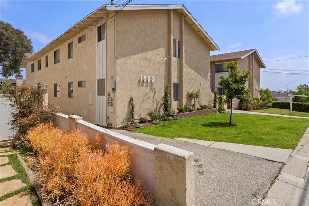 1923 Gates, Redondo Beach
