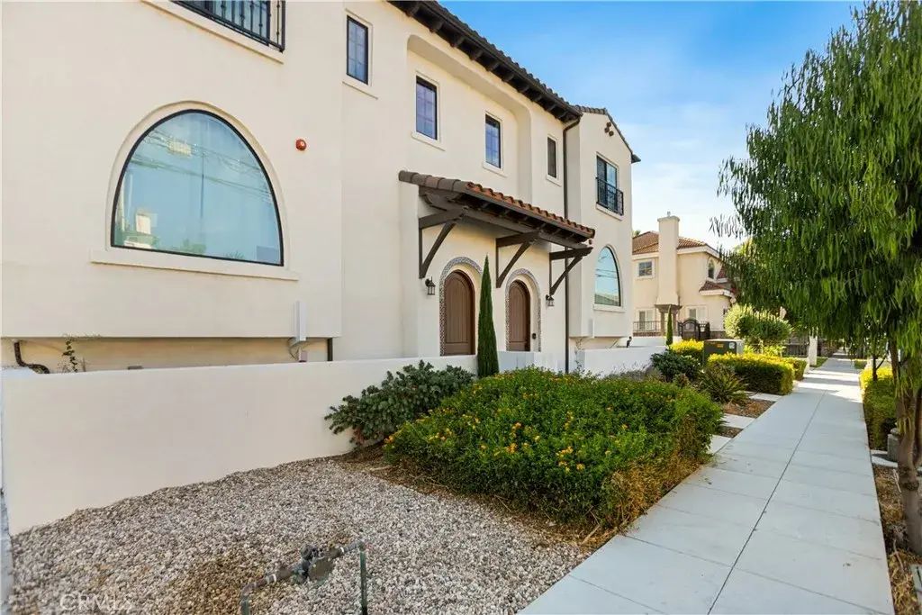 250 S Arroyo Drive 1, San Gabriel