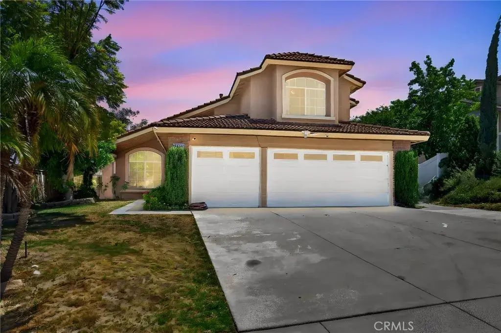 27406 Echo Canyon Court, Corona