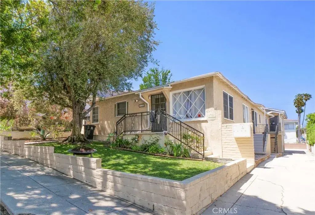 1136 W 10th, San Pedro