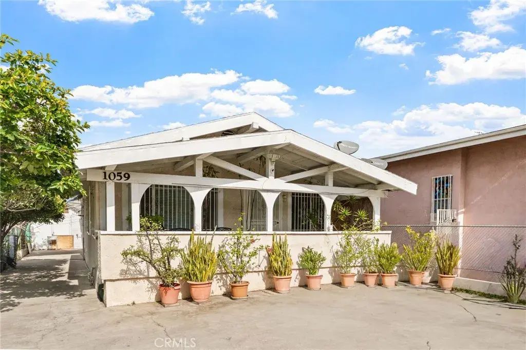 1059 N Wilton Place, Los Angeles