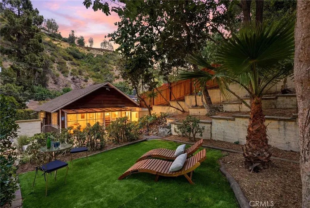 947 N Beverly Glen, Los Angeles