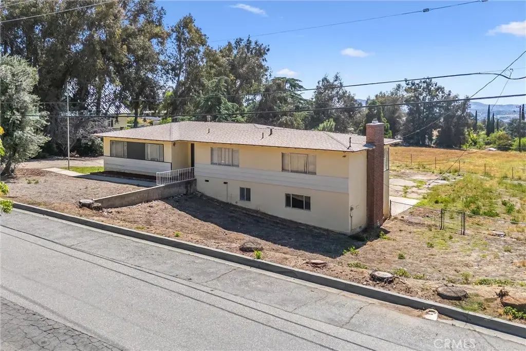 11424 Casa Blanca, Yucaipa