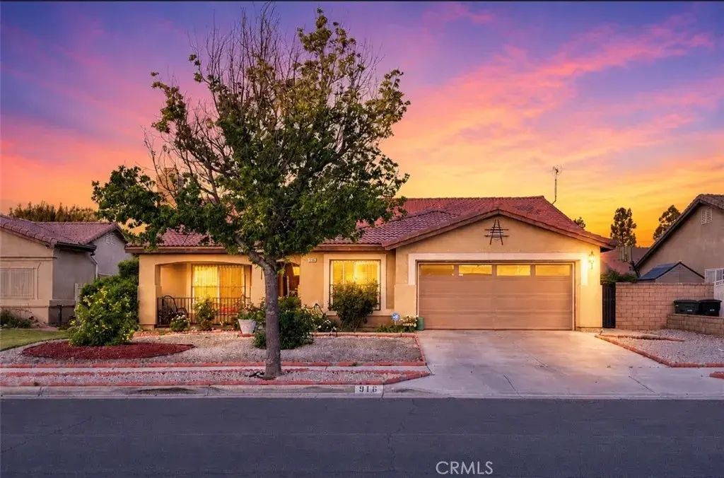 916 Roxanne, Hemet