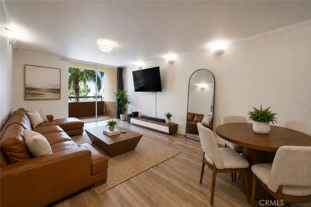 600 W 9th Street 305, Los Angeles