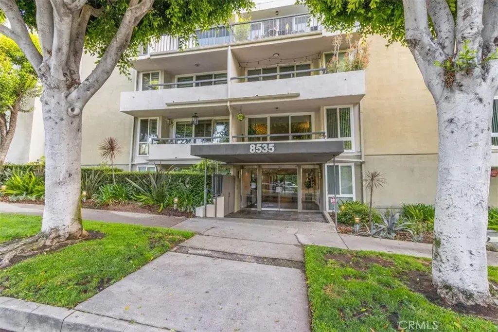 8535 W West Knoll 209, West Hollywood