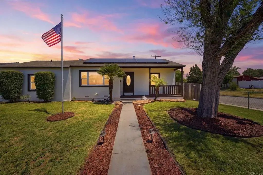 797 Lemon Avenue, El Cajon
