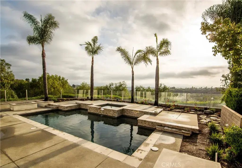 30 Skycrest, Mission Viejo