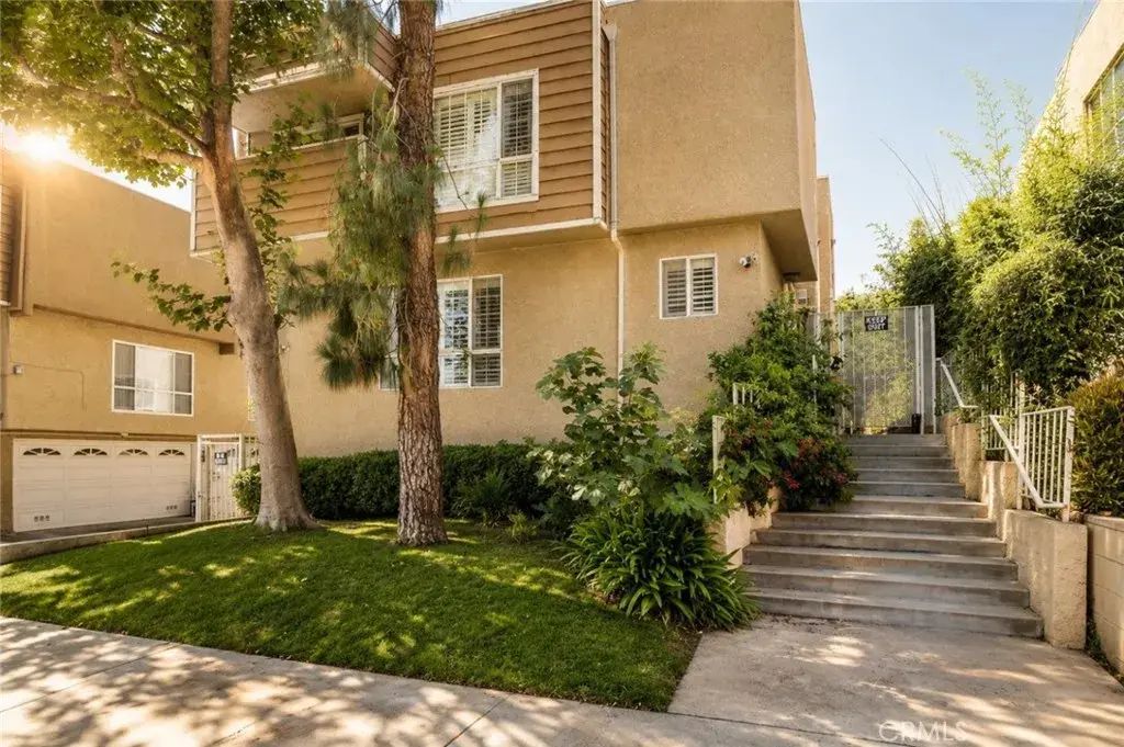 7319 Hazeltine Avenue 4, Van Nuys