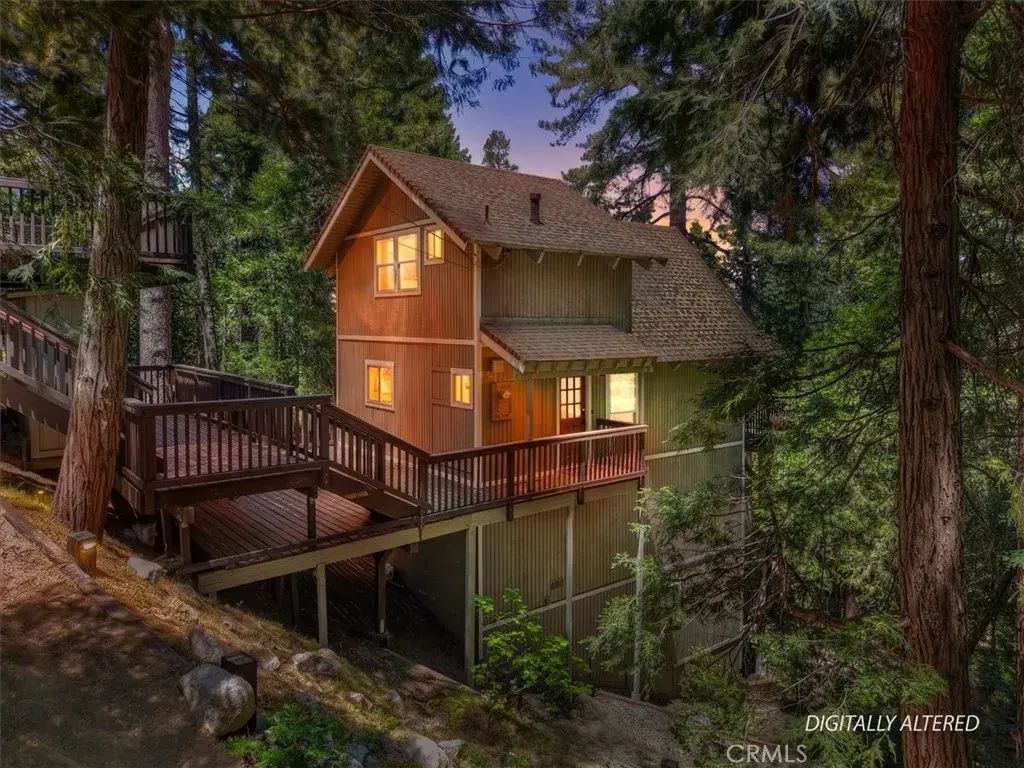 24256 Altdorf, Crestline